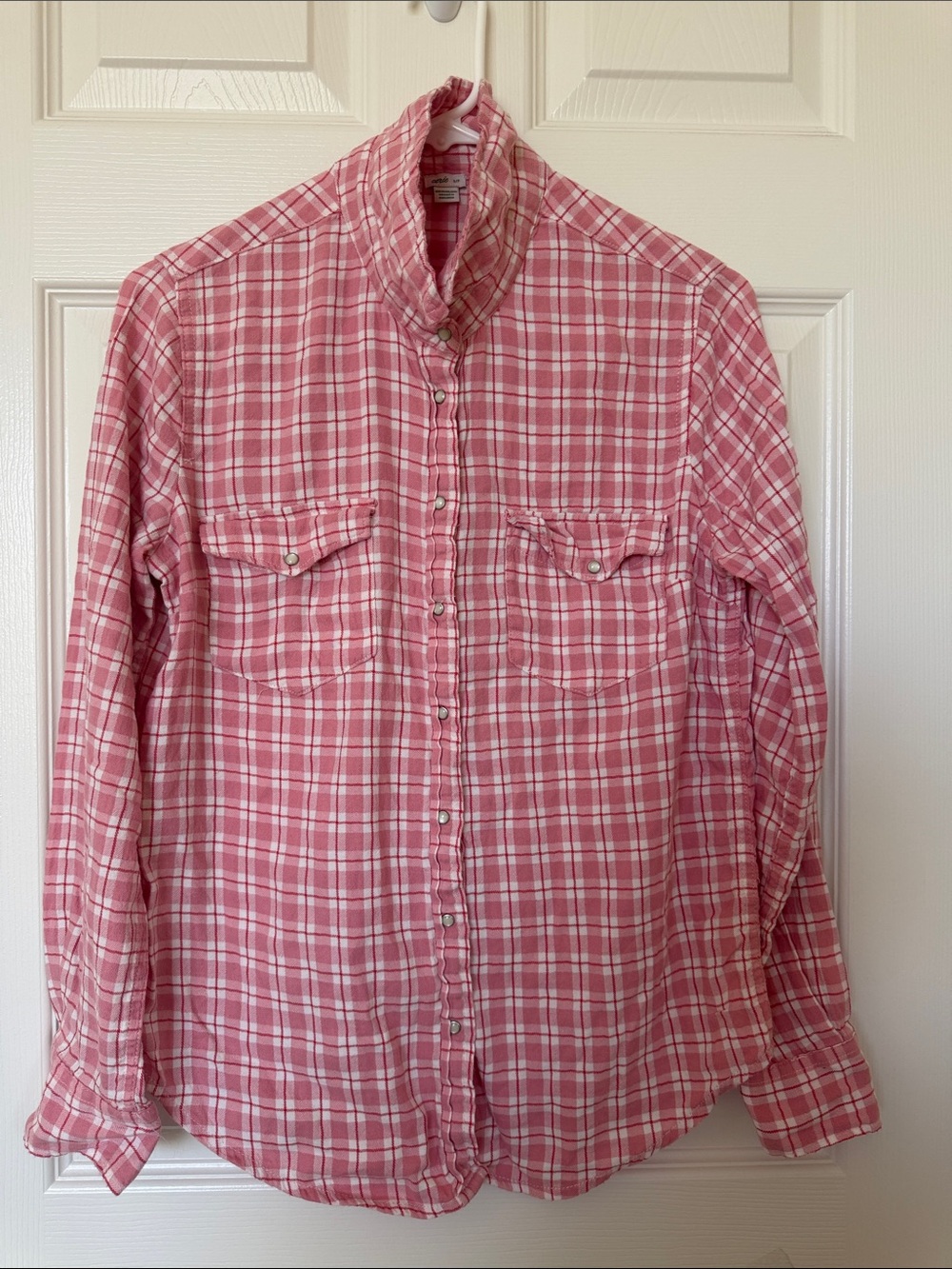 aerie Rose Plaid Long-Sleeve Button-Down Shirt